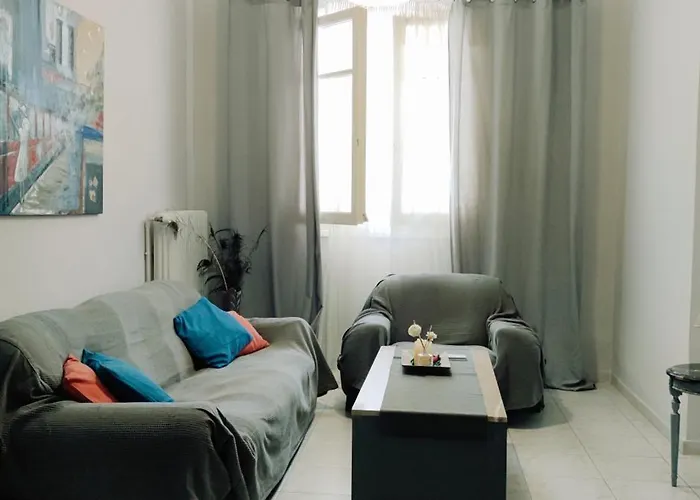 ευρύχωρο σπίτι στην 아파트 *